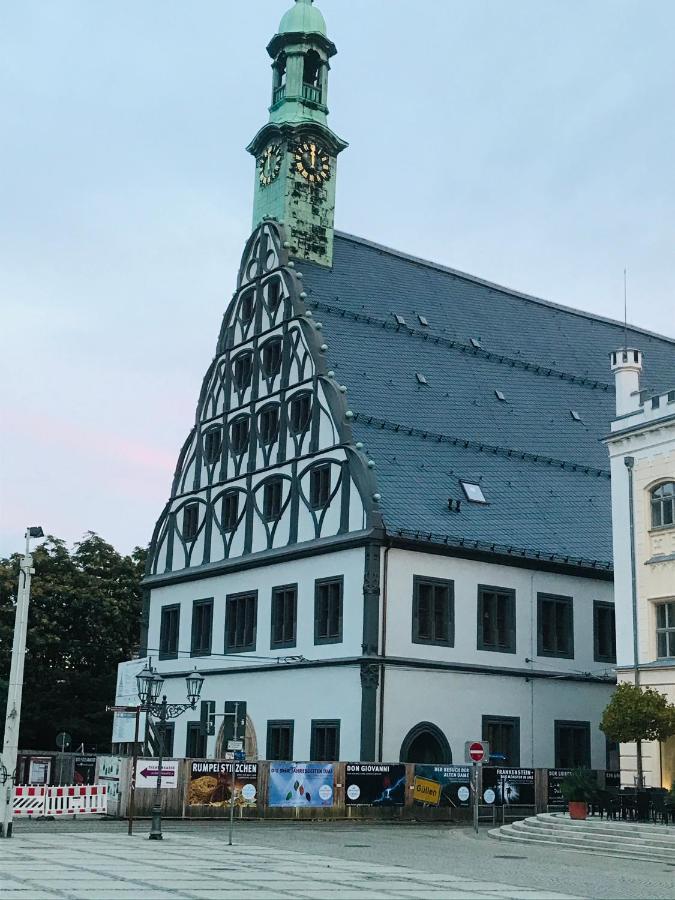 "Glueck Auf" Lichtdurchflutete Schicke Ferienwohnung In Zwickau Exteriör bild